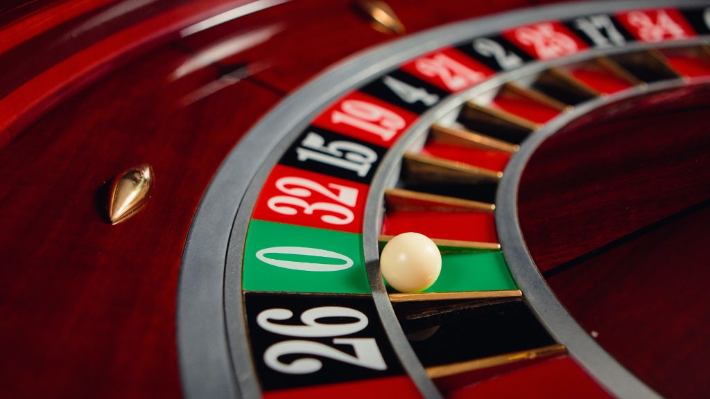 ¿Cómo ganar dinero en la ruleta online?
